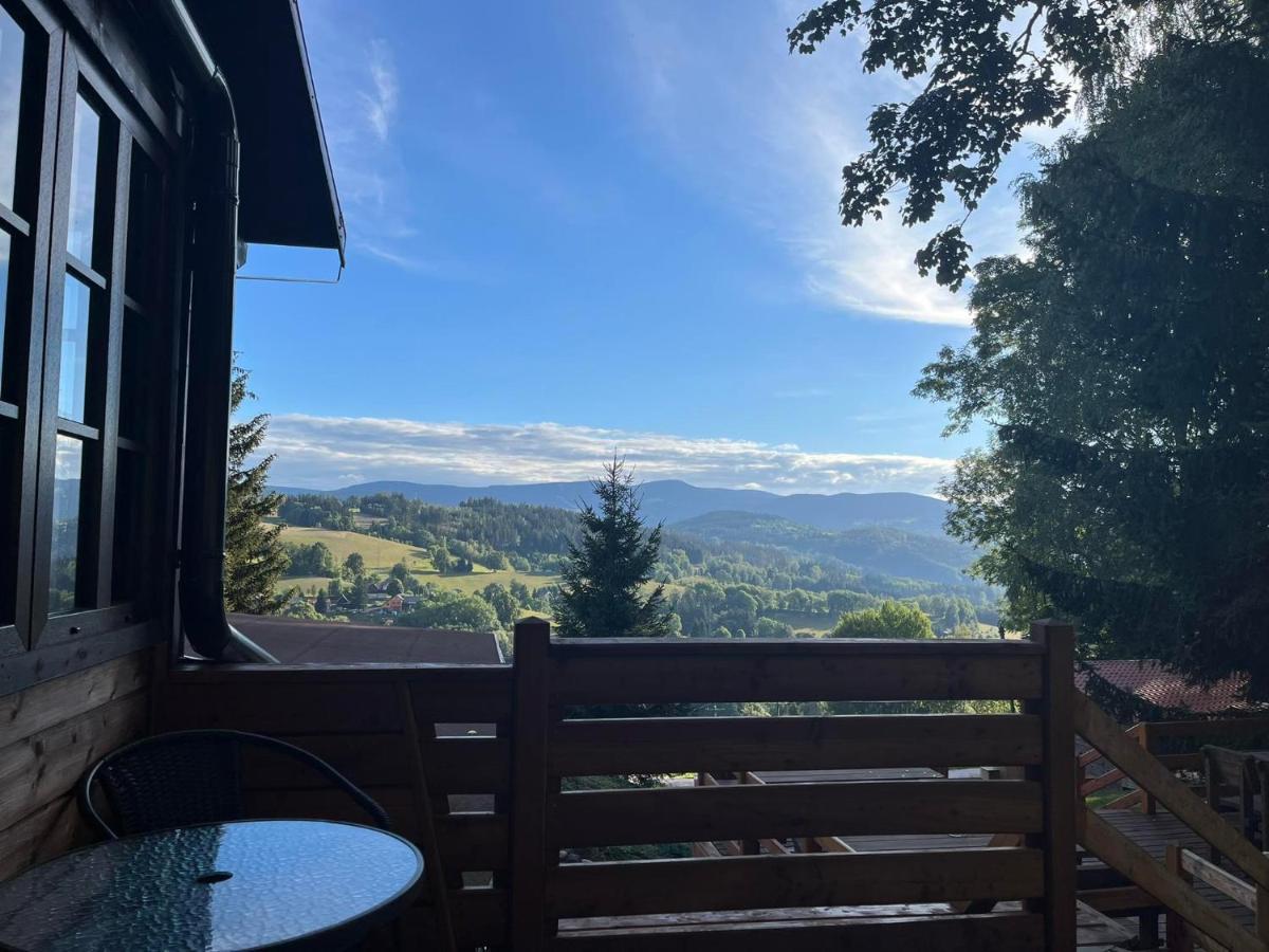 Penzion Harry Na Sjezdovce Krkonose Vysoké nad Jizerou Buitenkant foto