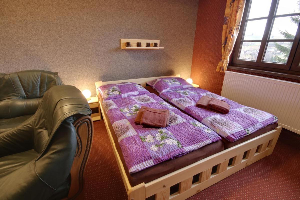 Penzion Harry Na Sjezdovce Krkonose Vysoké nad Jizerou Buitenkant foto
